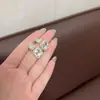 Brincos Quadrados Brilhantes com Diamantes Estilo Coreano, Exquisitos e Modernos, com Toque Suave e Luxuoso, Brincos de Zircônia de Alta Qualidade, Joias de Orelha Sofisticadas para Mulheres