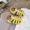 Sandalias Birkenstock estilo coreano para niños para primavera y verano, zapatos romanos de tejido mate para niñas, zapatos de playa de corcho cerrados para niños