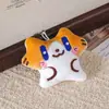 Chaveiro de Pelúcia Gato Expressão Mensal Gatinho de Olhos Azuis Boneca Gato Fofa Pingente de Mochila Pequeno Presente para Melhor Amigo