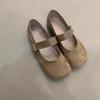 Sapatos Mary Jane Vintage 2025 Novos Coreanos Elegantes Camurça Elegante Fivela de Metal Biqueira Redonda Sapatos de Balé com Sola Macia e Emagrecimento