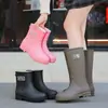 Botas de Lluvia de Moda de Caña Alta para Mujer, Botas de Lluvia de Longitud Media, Nuevos Zapatos Ligeros de Agua para Cocina de Adultos, Zapatos de Goma Impermeables Antideslizantes