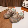 Zapatos Deportivos Antideslizantes Resistentes al Desgaste para Niñas Verano 2026 Nuevos Zapatos Deportivos Ligeros Transpirables para Niños Información para Niños Zapatos Individuales