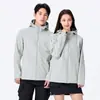 Venta caliente de abrigo con capucha de caparazón suave impermeable, resistente al desgaste y a los arañazos, ropa de pesca con forro polar, gabardina cálida para mujer
