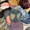 Gorra de Mezclilla Lavada Vieja Agujereada Delantera para Mujer Boina Pequeña Estándar Primavera y Verano Malla Celebratoria Retro que Muestra la Cara Gorra Pequeña de Pintor