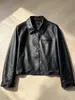 Gabardina corta de piel de oveja con acabado de aceite y cera de diseñador de nicho para mujer, chaqueta de cuero genuino de alta gama vintage, nuevo modelo 2026