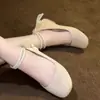 Zapatos Mary Jane estilo francés con lazo para mujer, nueva colección otoño 2026, versátiles zapatos planos de perlas para combinar con faldas