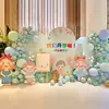 Escena de inauguración de jardín de infantes, decoración de aula de escuela primaria, ambiente, arreglo de globos de clase, pared de fondo, tablero KT