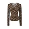 Blusa de Renda Cruzada Estilo Desejo Puro com Manga Longa, Versátil para a Nova Primavera, Slim Fit, Valoriza a Silhueta, Camisa Base Hot Girl