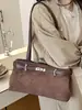Bolso Pequeño Retro Estilo Chica Caliente para Mujer 2026 Nuevo Bolso de Mano para Viajes Diarios Bolso Baguette Bolso de Hombro Texturizado de Verano