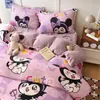 Juego de ropa de cama de cuatro piezas con forro polar para invierno, con tejido de leche polar suave, cómodo y de alta densidad, y un juego de sábanas de tres piezas con temática de cachorros de lunares