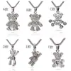 Moda Europeia e Americana Luxo Leve Aço Inoxidável Pingente de Ursinho Fofo Cravejado com Zircônia Corrente de Clavícula Personalizada 18K Ouro Pingente Versátil