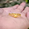 Anillos Grandes de Gypsophila Chapados en Oro de Oferta para Mujer, Varios Anillos con Forma de Corazón, Anillos con Carácter de Fortuna, Anillos para Mujer, Joyería de Oro Arena al por Mayor de Fabricantes