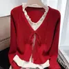 Otoño 2026 Nueva Moda Suéter Cardigan de Punto Patchwork Falso de Dos Piezas para Mujeres de Mediana Edad Estiloso Versátil de Manga Larga