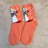 Calcetines de Navidad de coral de otoño e invierno, calcetines de suelo cálidos para el hogar de terciopelo medio, calcetines de Navidad de Papá Noel