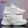 Zapatos Deportivos para Hombre de Tirar Hombres 2026 Verano Nuevo Estilo Transpirables Ligeros Casuales Suela Suave Amortiguación Zapatos para Correr
