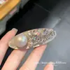 Novo Prendedor de Cabelo Doce com Strass e Pérolas Estilo Coreano para Mulheres, Presilha Bico de Pato de Acetato de Alta Qualidade para Franja e Cabelo Lateral