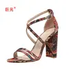Sandalias Gruesas con Bordado de Moda Europea y Americana Tallas Grandes Juyuan en Stock, Sandalias de Tacón Alto con Hebilla para Mujer de Comercio Exterior