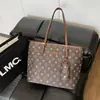 Bolsa para o Trabalho, Bolsa de Ombro de Grande Capacidade para Mulheres, Novo Modelo 2026, Padrão Vintage, Luxo Leve, Bolsa Tote de Alta Qualidade, Bolsa de Ombro
