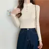 Nuevo suéter elegante de cuello alto medio para otoño/invierno 2026 para mujer, capa base de punto ajustada, top interior de manga larga