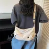 Bolsa de Moda Casual Tipo Dumpling al por Mayor para Mujer 2025 Nueva Tendencia Bolso de Hombro para Exteriores Tela de Nylon Ligera Bolso Cruzado