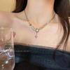 Japonês e coreano ins simples amor borboleta colar para as mulheres luz de luxo nicho design clavícula cadeia Colar de pérolas estilo frio para as mulheres