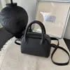Bolsa Casual de Moda Nova Outono 2026 Transfronteiriça Cor Sólida Bolsa de Mão Grande Capacidade Versátil Bolsa de Ombro Transversal