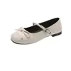 Sapatos Mary Jane versáteis de corte baixo estilo francês para mulheres, novos sapatos primavera-verão 2026, sapatos pequenos de couro estilo noite