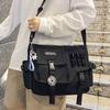 2026 Nova Bolsa Transversal Estilo Japonês Ins Mochila Funcional de Utilidade Grande Capacidade para Homens Bolsa Mensageira da Marca Trendy para Estudantes Mulheres