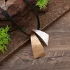 Colar Longo Cruzado Quente Geométrico Flor Vazada Amor Feminino Pingente Irregular Escovado Exagerado de Alta Qualidade