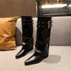 Botas de Cavaleiro com Rebites Estilo Coreano Moderno Menina Picante Retrô Femininas 2026 Botas Emagrecedoras de Temperamento Primavera/Outono Botas Empilhadas Botas para Perna de Calça