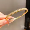 Pulsera con cierre de corazón de zirconita chapada en oro real de 18 quilates, exquisita y versátil, lujo ligero y sensación de alta gama, joyería para mujer