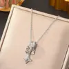 Colar Cruzado Novo Estilo Zircônia Microincrustada Estrela Pérola Aço Titânio para Mulheres, Mesmo Estilo do Xiaohongshu, Corrente de Pescoço Leve de Luxo de Alta Qualidade