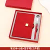 Conjunto de notebook A5 e caneta em estoque, ideal para reuniões e eventos corporativos, um presente prático com opções de personalização de logotipo.