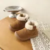 Botas de neve infantis quentes e isoladas com forro de fleece, coleção outono/inverno 2026, unissex, casuais, versáteis e antiderrapantes