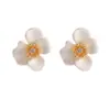 Pendientes de Flor Blanca Mate Simples Elegantes y de Alta Gama Franceses Discos en Espiral para Mosquitos Clip para Oreja Pendientes Perforados para Mujer Pendientes