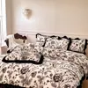 Estilo Coreano Estilo Princesa Encaje Terciopelo de Leche Juego de Cuatro Piezas estilo Hepburn Fresco y Sencillo Colcha Acolchada Funda de Edredón Cálida