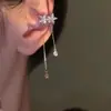 TikTok Mismo Estilo Pequeño y Exquisito Flor de Circonia Borla Clip para Oreja Elegante Alta Gama Moda Celebridad de Internet Adorno para Cabeza sin Agujeros en las Orejas