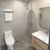 Cuarto de Ducha Baño Integrado Baño del Hogar Inodoro de Sentadilla Integrado Hotel Dormitorio Apartamento Escuela
