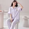 Pijama popular de algodão puro para mulheres, verão, manga curta, calça comprida, cardigã com gola virada, conjunto de roupa de casa de verão, pode ser usado fora, estilo simples