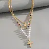 Conjunto de quatro peças de colares de pérola com cruz adornados com diamantes, de estilo europeu e americano, correntes de clavícula personalizadas e da moda, acessórios de luxo leve e de alta qualidade