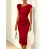 Vestido Curto de Manga Curta com Decoração de Flores Lisa, Cintura Marcada e Pregas, Estilo Europeu e Americano Transfronteiriço 2026, Vestido de Festa