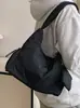 Nova Bolsa de Ombro Único Acolchoada Artística 2025 para Mulheres, Bolsa de Mão Simples, Bolsa Tote Estilo Preguiçoso para o Dia a Dia, Bolsa de Tecido