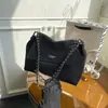 Bolsa Tote de Corrente de Luxo para Mulheres, Bolsa de Ombro Grande Capacidade para o Dia a Dia, Design Exclusivo, Bolsa Transversal Retrô para Mulheres