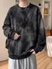 Sudadera tie-dye teñida con hilo y costuras de contraste diagonales para hombre, top casual retro vintage de corte holgado con cuello redondo, chaqueta retro moderna