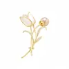Broche Flor de Tulipán Mori de Alta Gama para Mujer Pin Elegante de Lujo Ligero Corsage de Perlas Accesorios para Ropa Regalo de Nicho