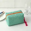 Nueva bolsa de maquillaje de cuadros de bloques de color de gran capacidad transfronteriza, bolsa de almacenamiento multifuncional portátil para viajes de negocios y de placer, neceser