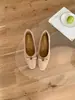 Zapatos Mary Jane Cuadrados Inspirados en Chanel Estilo Francés para Mujer, Primavera 2026, con Moño y Tacón Grueso, Versátiles para el Trabajo