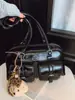 Bolsa de Axila Retrô de Nicho para Mulheres Outono/Inverno 2025 Nova Versátil Tendência Coreana Bolsa de Ombro Bolsa de Bowling de Grande Capacidade