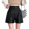 Pantalones Cortos de Piel Sintética para Mujer 2026 Otoño/Invierno Nuevo Estilo Negro y Blanco Talla Pequeña Cintura Alta Corte A Ropa Exterior Pierna Ancha Bootcut