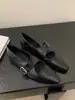 2026 Temperamento Outono Estilo Coreano Novo Estilo Retrô Bico Fino Mary Jane Sapatos Pequenos de Couro Feminino Uma Tira Boca Rasa Sapatos Únicos Salto Baixo